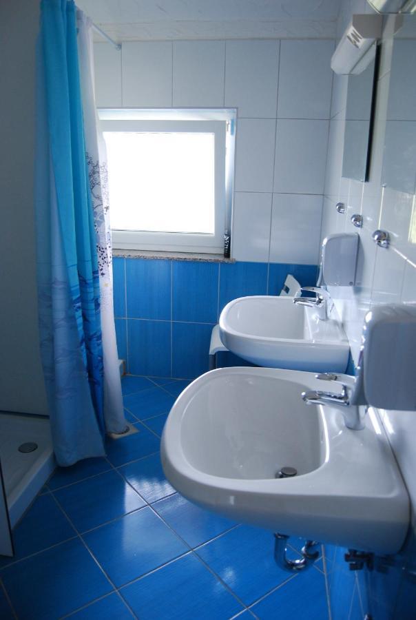 קוזינה Hostel Ociski Raj חדר תמונה