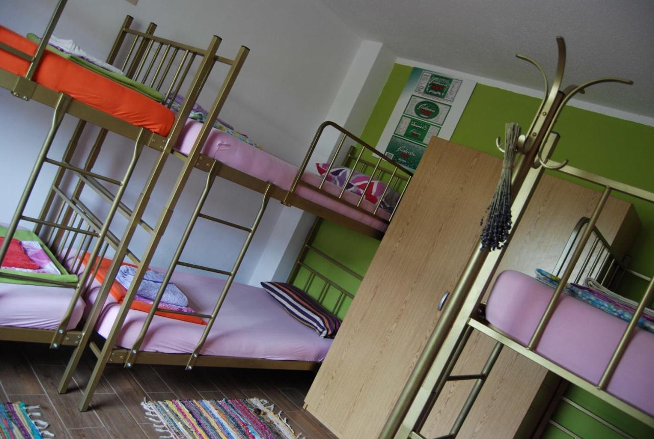 קוזינה Hostel Ociski Raj חדר תמונה